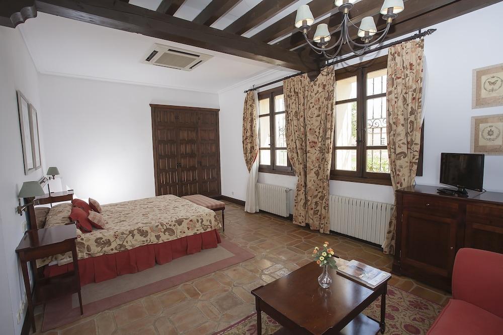 Vettonia Hotell Ávila Exteriör bild